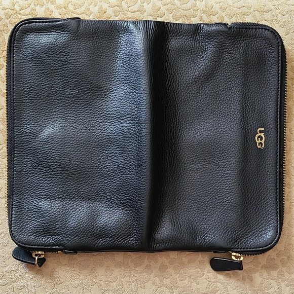 UGG Leather Wallet - Picture 3 of 6